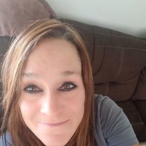 Meet your Posher, Dena